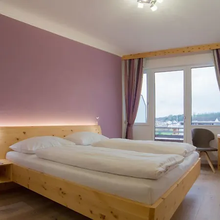 Zur Traube Hotel